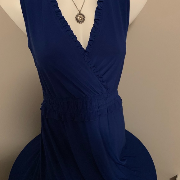 Brand new dress - Picture 3 of 4